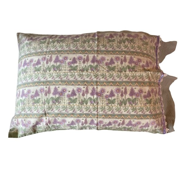 Vintage Handmade Pillowcases Set of 2 Used Standard Size Purple Green Floral - Picture 6 of 16